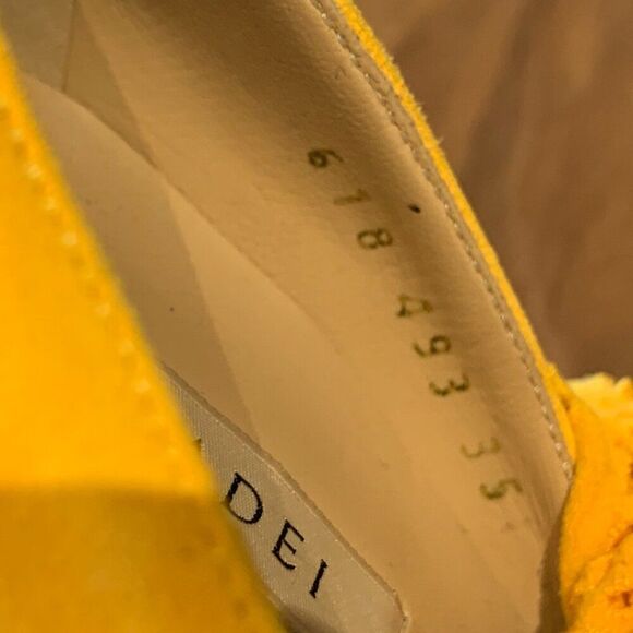 Casadei BOOTS, yes boots, over knee knit , saffron yellow, new, euro sz 35, sz 4 - Picture 14 of 16